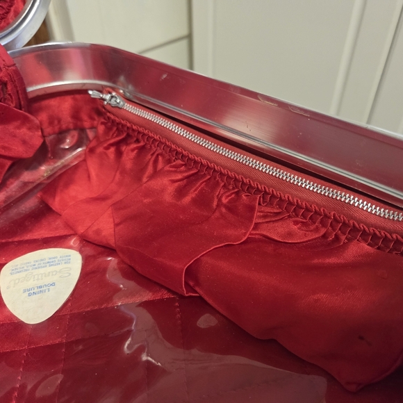 Red Diplomat Carry-on With Key - Picture 12 of 16